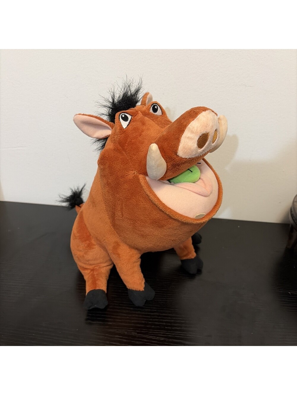 Pumba Disney Store 11" Pumba The Lion King Large Plush With Grub Bug Tested